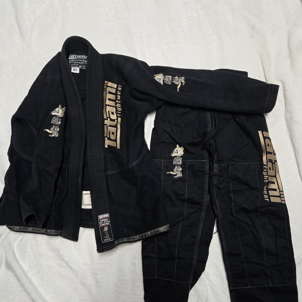 Tatami Lightweight Black Jiu-Jitsu Gi with Beige Logos
